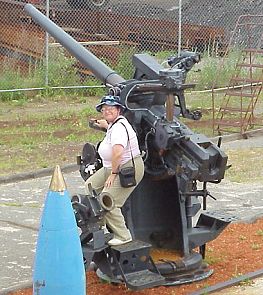 Linda on antiaircraft gun